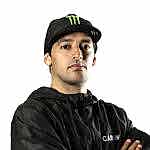 Headshot of athlete Kelvin Hoefler