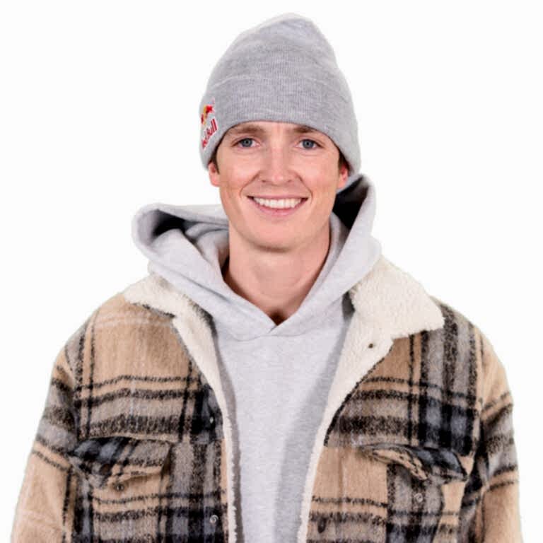 Scotty James headshot