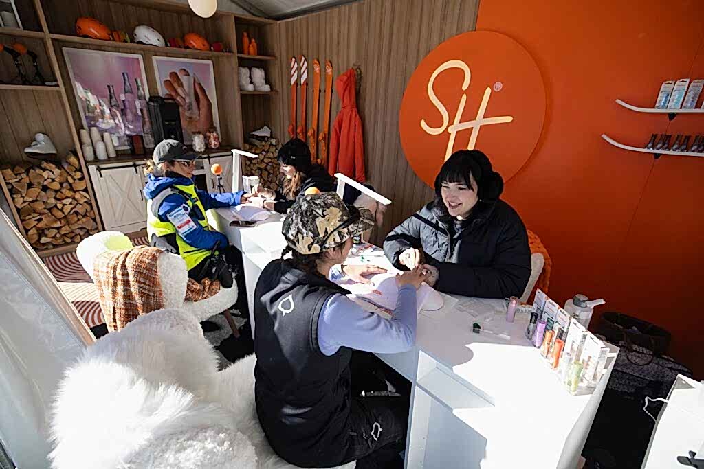 Sally Hansen during Men's Snowboard SuperPipe Final at 2025 X Games Aspen in Aspen, CO. ©Tyler Schank/X Games